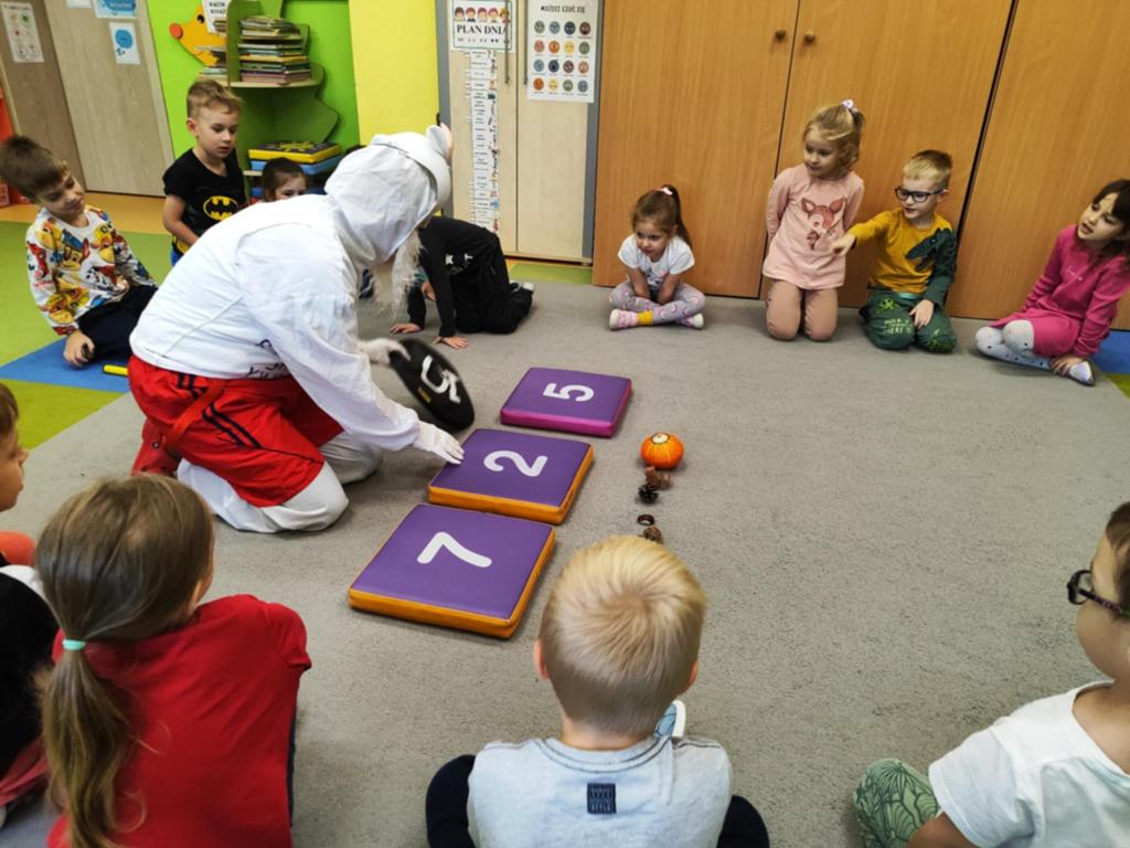 8d3e279e-7ece-4b1d-b886-6f4c927602dd