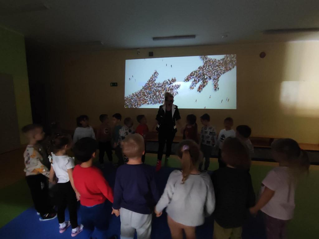 1e30c161-54f2-4e45-b64c-3c30398e07f8