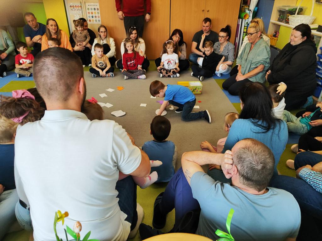 2e559d08-9757-4bce-b99a-a7d4e7cb3bfd