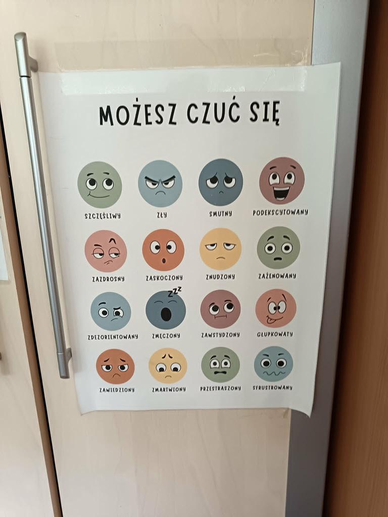 Szkoła Podstawowa nr 12 im. Kornela Makuszyńskiego w Siedlcach